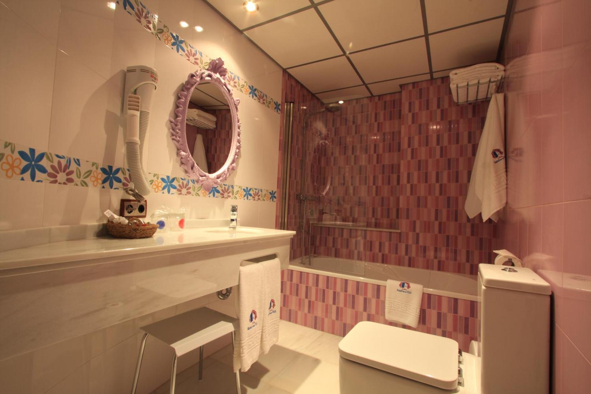 Double or Twin Room Complimentary Spa Access,1580413389:JPEG